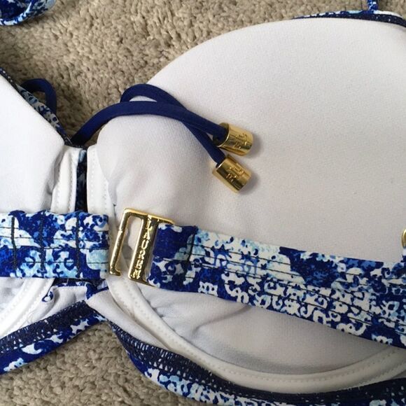 New. Lauren Ralph Lauren blue tile bikini top. New. - Picture 8 of 9